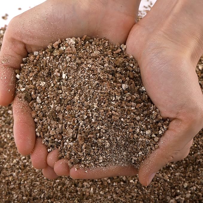 Okllen 12 QT Natural Organic Vermiculite, Hearth Vermiculite Granules for Plants and Gardening