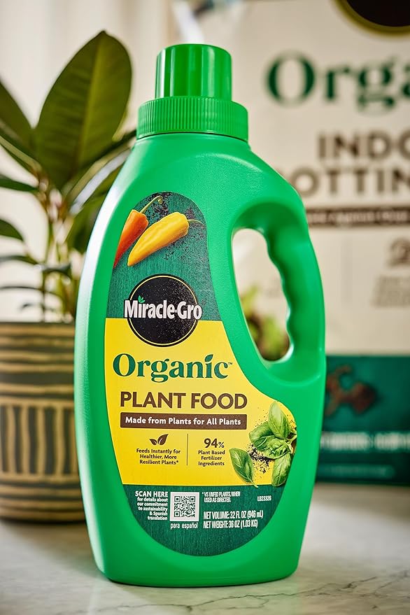 Miracle-Gro Organic Plant Food, 32 oz. (2-Pack)