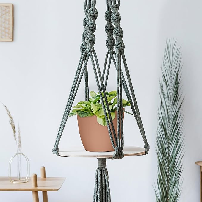 Utopia Home - Plastic Terracotta Pots with Drainage - 7/6.6/6/5.3/4.8 Inches Plant Pots or Flower Pots for Indoor Planter - Pack of 5 Plastic Planters, Cactus, Succulents Pot