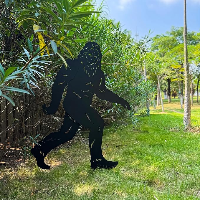 4ft Bigfoot Metal Outdoor Decor Big Foot Sasquatch Gifts for Men/Women Bigfoot Silhouette Statues for Yard Art, Patio, Lawn, Forests, Garden Decor, Yard Display, Garden Decorations