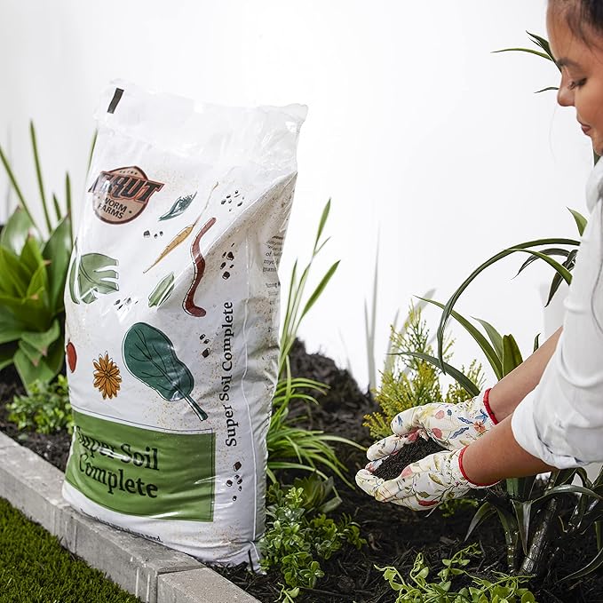 Brut Organic Potting Soil – 1 CF – Everything Your Plants Need in one Bag. Indoor and Outdoor Container Plants.