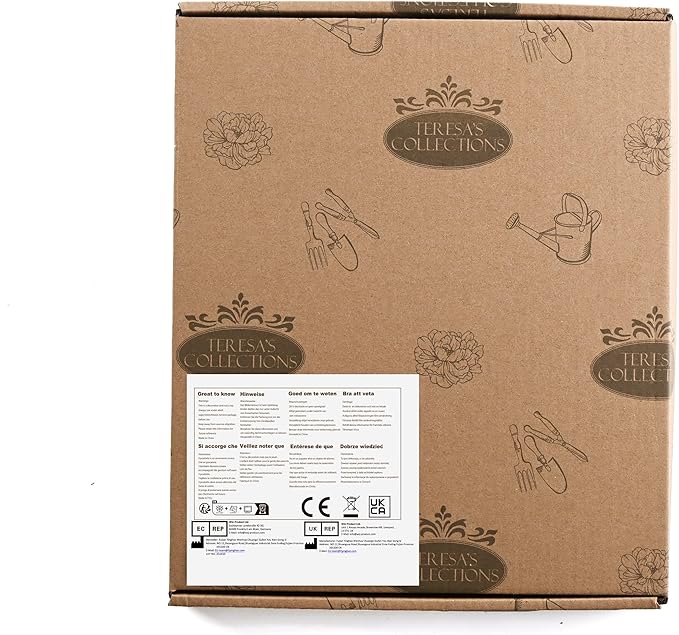 TERESA'S COLLECTIONS Resin Garden Gnomes Decor with Solar Lights, Red Outdoor Decorations for Porch Patio, Gifts for Women and Men，Outdoor Garden Decor Ornaments for Outside, 9"