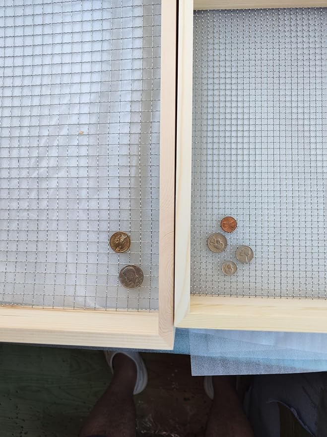 Voulosimi Soil Sifter Metal Dirt Sifter 3/8" Mesh Screen with Wire Mesh Multi-Purpose Garden Sifter Rock Sifter Compost Sifter for Gardening (16.7 x 12.8 inch)