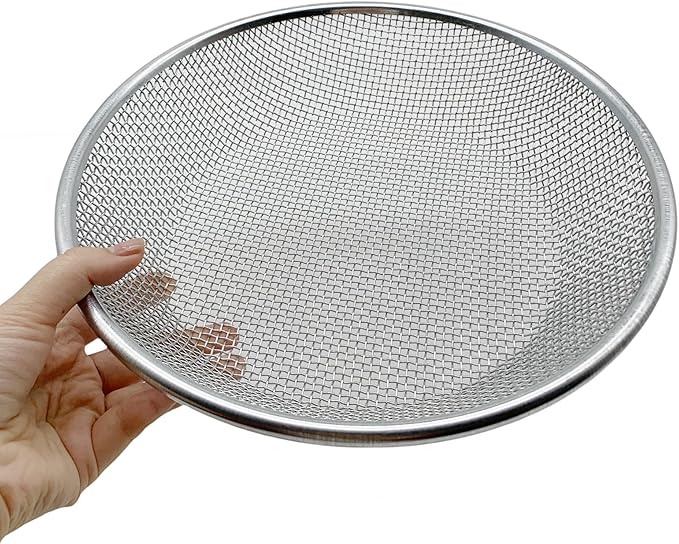 Soil Sieve for Garen -12 inches Soil Sifter for Rocks Compost Suitable for 5 Gallon Drums Mesh Size 1/8 inch