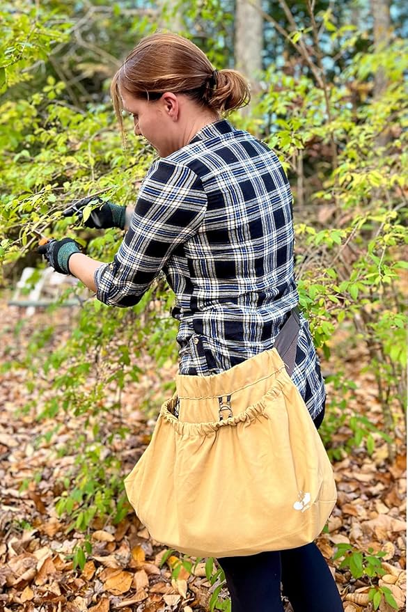 UpBloom Harvest & Weeding Waist Apron with Pockets | Berry Picker/Garden Apron/Foraging Bag for Harvest - Vegetables, Fruits