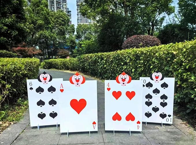 4 PCS Queen's Soldiers Yard Signs with Stakes Trick or Treat Party Hearts Costume Decor Large Lawn Sign Halloween Decorations Outdoor