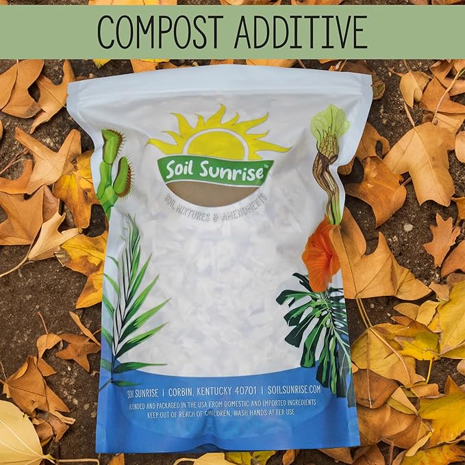 Pine Shavings Mulch/Livestock Bedding (8 Quarts), Garden Mulch and Small Animal Pet Bedding