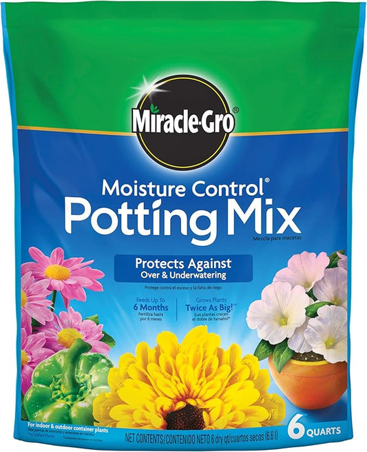 Miracle-Gro Moisture Control Potting Mix 6 qt.