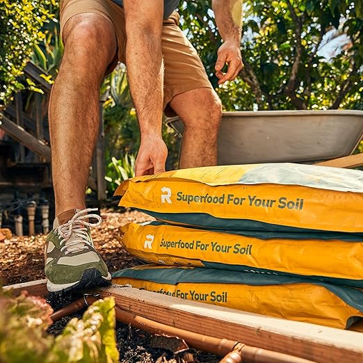 Return Organic Compost #001, Fertilizer for Indoor & Outdoor Garden Soil Beds, Plants & Vegetables, Potting Soil, Raised Beds, Lawns - Improves Soil Structure, Peat Free, OMRI Listed (32-35 Pound Bag)