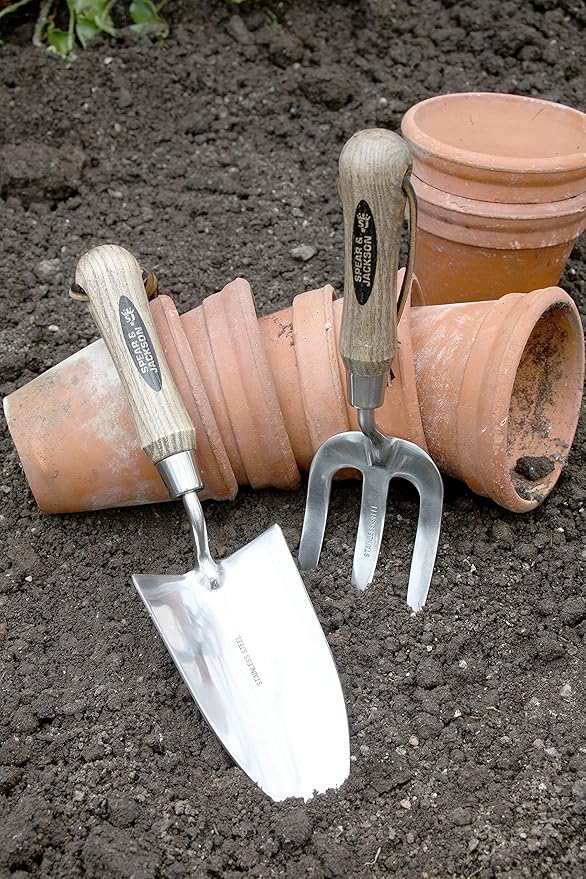 Spear & Jackson 5030TR Traditional Stainless 5 ½" Hand Trowel