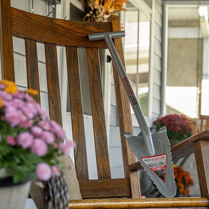 ROOT ASSASSIN 35" T-Handle Metal Detecting Shovel with Blade Cover