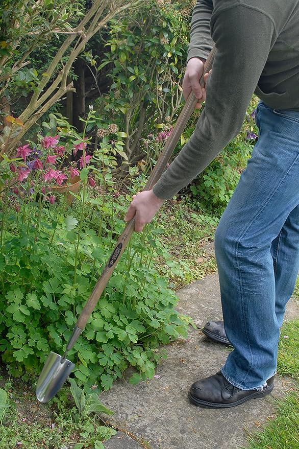 Spear & Jackson 5310TR Traditional 42" Long Handled Trowel