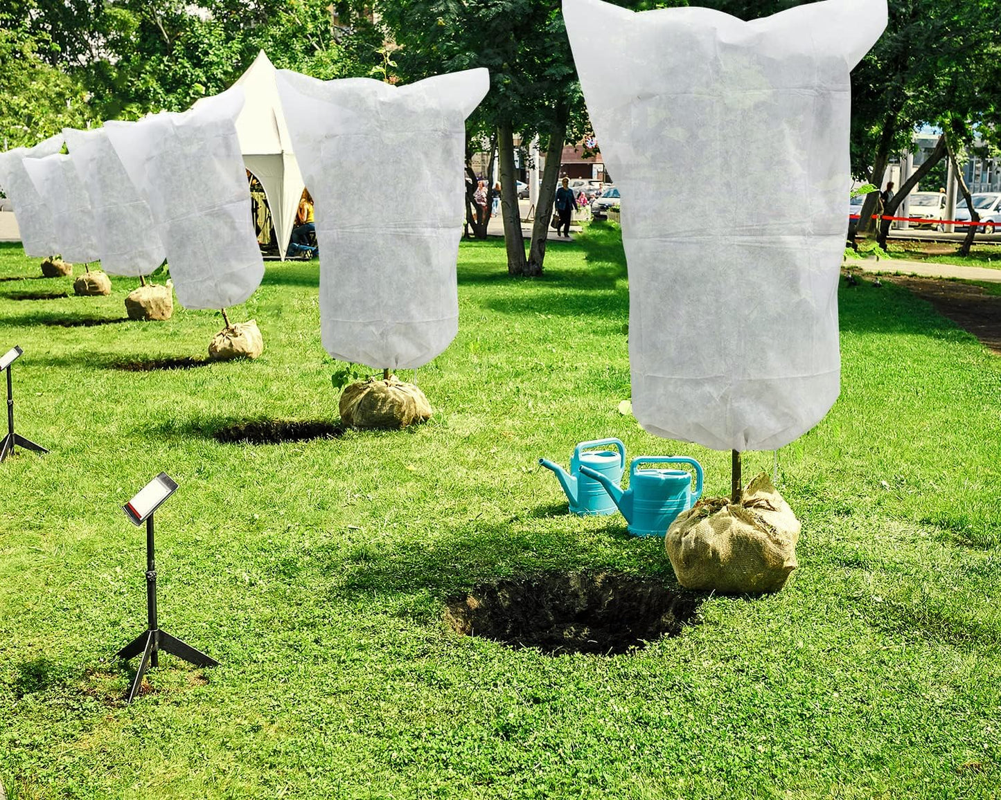 EAONE 4 Pack Plant Covers Freeze Protection, 47x71'' Winter Frosts Cloth for Outdoor Plants, Reusable Frost Blankets Drawstring Bags for Cold Freeze Sun Protection Bird Insect Prevention, White