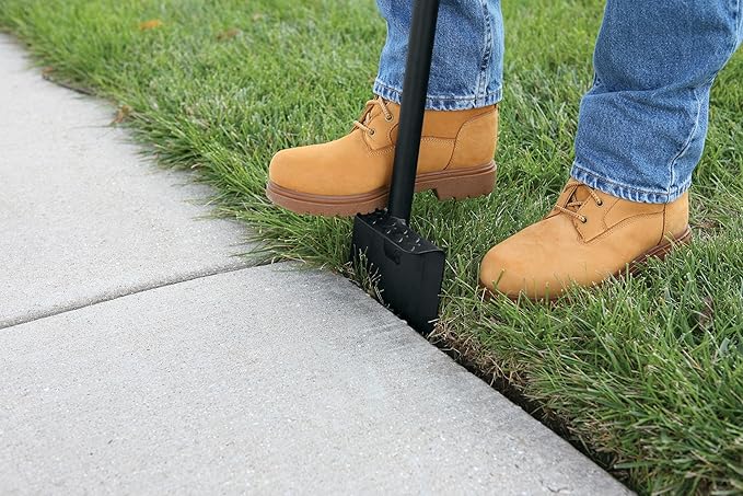 Fiskars 38.5" Steel Edger Lawn Tool, Manual Long-Handled Edger for Grass and Garden Tiller for Soil, Garden and Yard Tool