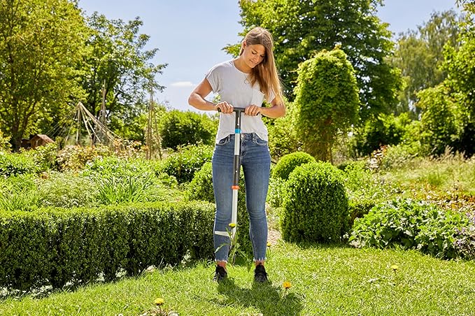Gardena (03518 Weed Puller Remover Tool, Heavy Duty Stand-Up Garden Hand Weeder, Easy Weed Removal, Built-in Ejector, Long Handle for Outdoor Use. Weeding Claw