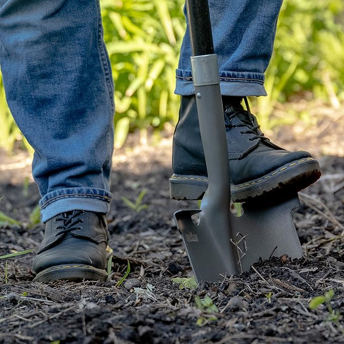Radius Garden 25211 Pro-Lite Carbon Steel Shovel, Red