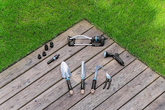 Gardena Ecoline Weeding Trowel: for Easily Removing unwanted Plants Without Chemicals, Ergonomic Handle, Coated Metal, Made from Recycled Materials (17702-20)