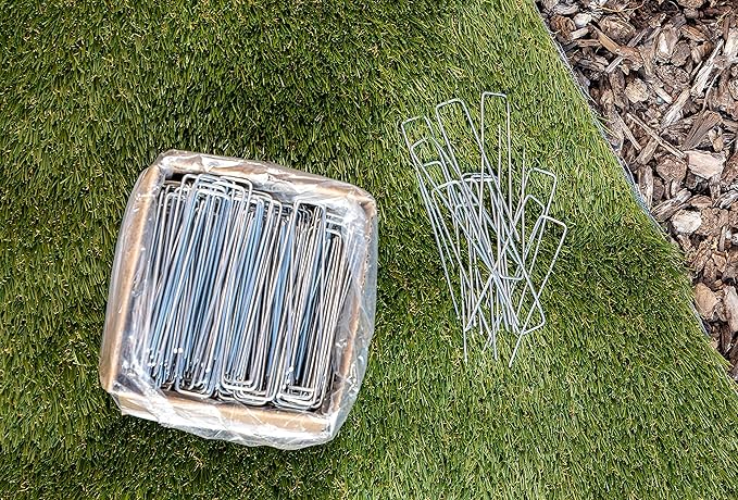 Squirrel Products U Shape Garden Stakes Metal, 6 Inch Landscaping Staples, 11 Gauge Stakes for Landscaping Fabric, 2.9mm 15x2.5x15cm – 100 Pack